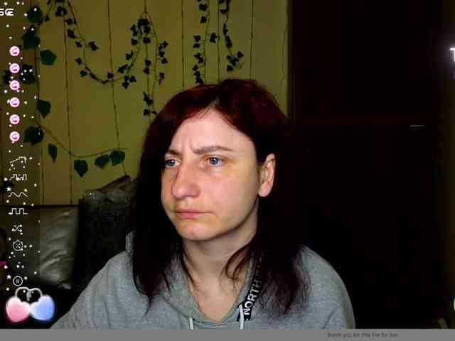 Musekittyjeni112 webcam