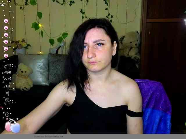 Musekittyjeni112 webcam