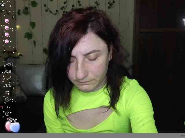 Musekittyjeni112 webcam