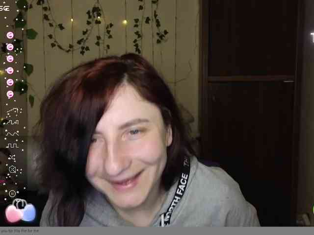 Musekittyjeni112 webcam