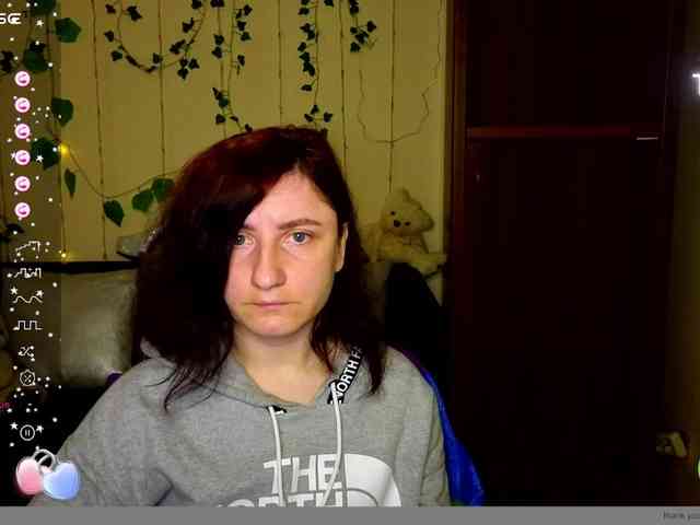 Musekittyjeni112 webcam