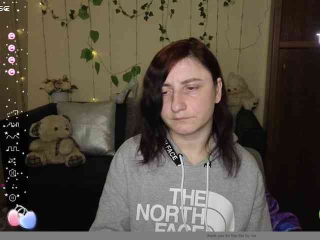 Musekittyjeni112 webcam