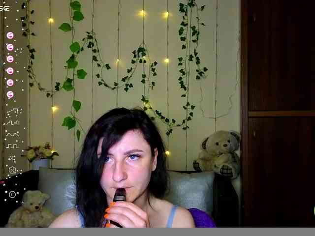 Musekittyjeni112 webcam