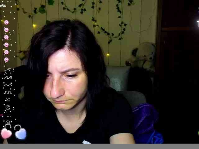 Musekittyjeni112 webcam