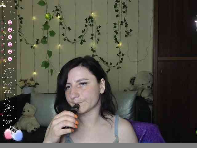 Musekittyjeni112 webcam