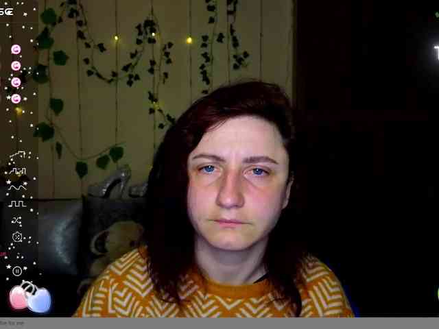 Musekittyjeni112 webcam