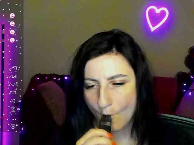 Musekittyjeni112 webcam