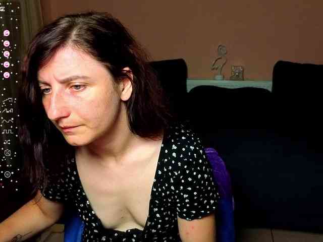 Musekittyjeni112 webcam
