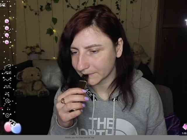 Musekittyjeni112 webcam