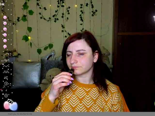 Musekittyjeni112 webcam