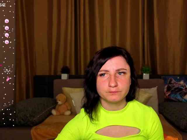 Musekittyjeni112 webcam