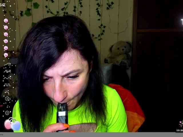 Musekittyjeni112 webcam