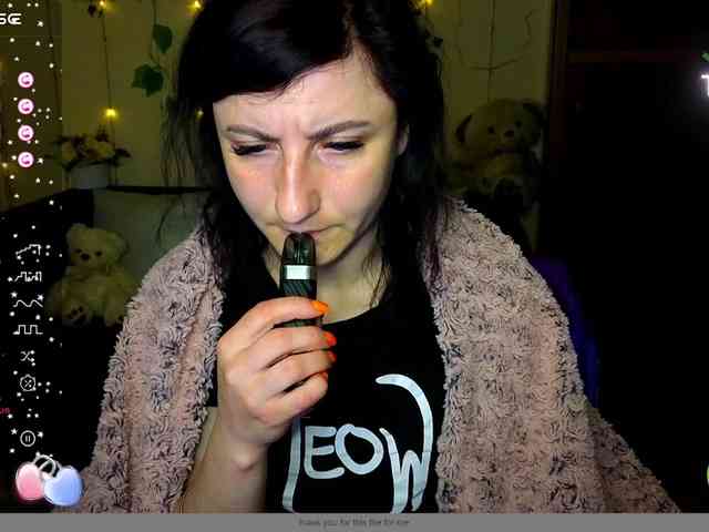 Musekittyjeni112 webcam