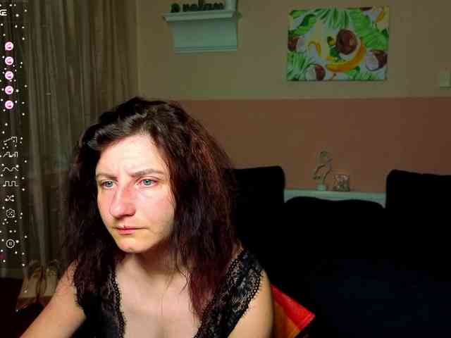 Musekittyjeni112 webcam