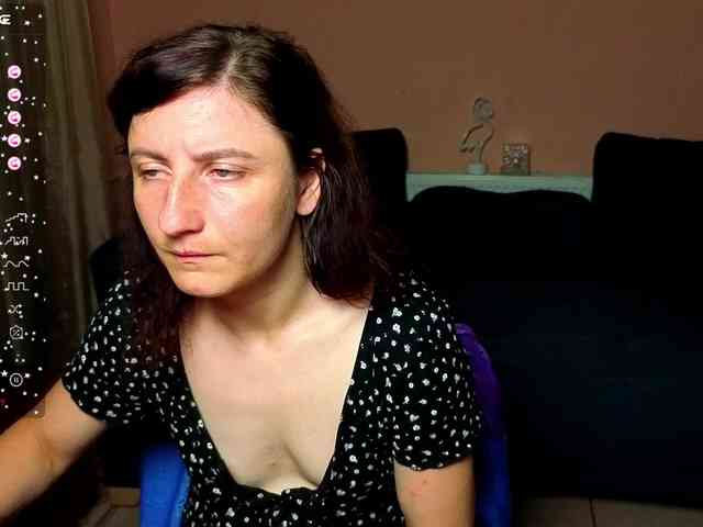 Musekittyjeni112 webcam