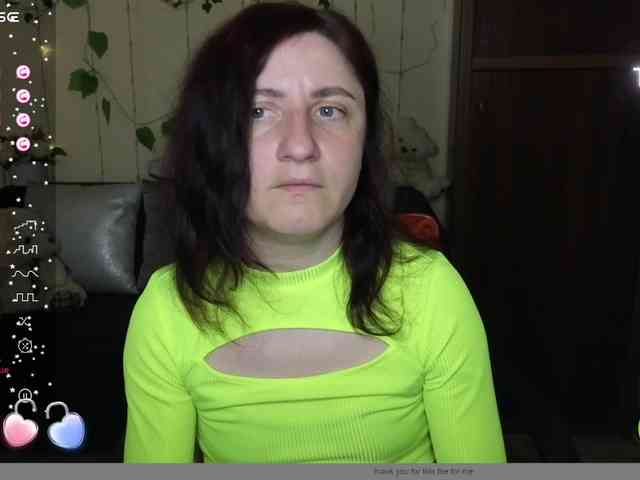 Musekittyjeni112 webcam