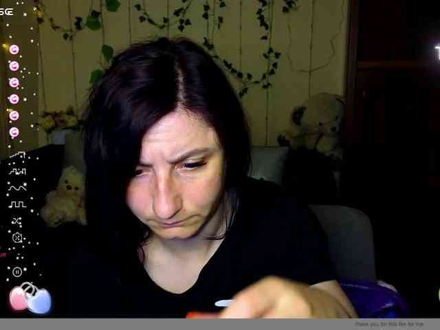 Musekittyjeni112 webcam