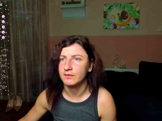 Musekittyjeni112 webcam