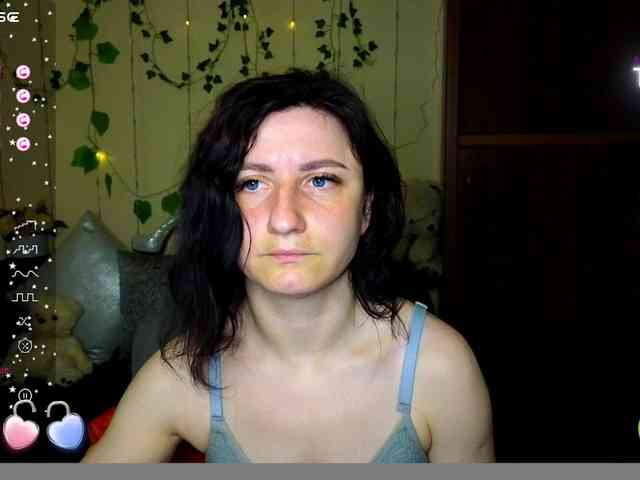Musekittyjeni112 webcam