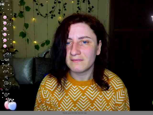 Musekittyjeni112 webcam