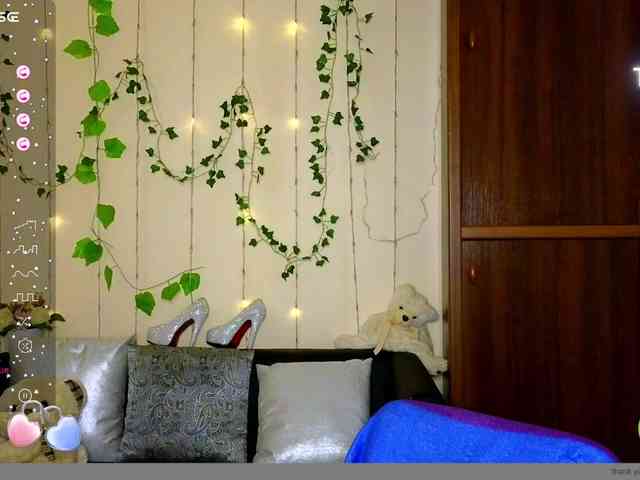 Musekittyjeni112 webcam