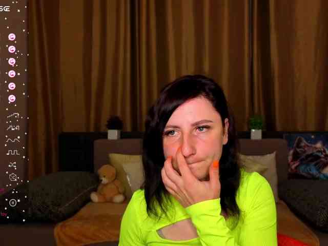 Musekittyjeni112 webcam