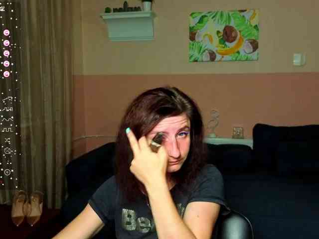 Musekittyjeni112 webcam