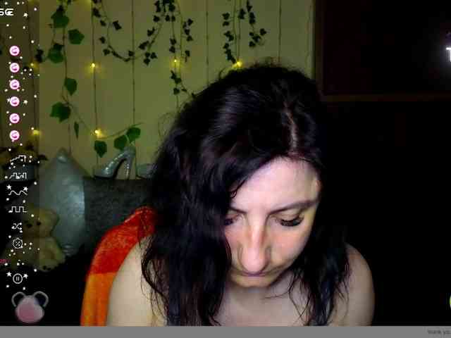 Musekittyjeni112 webcam
