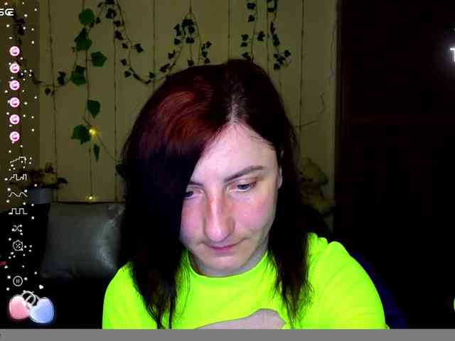 Musekittyjeni112 webcam