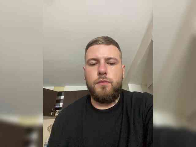 Muffassa-Al Live Webcam on BongaCams