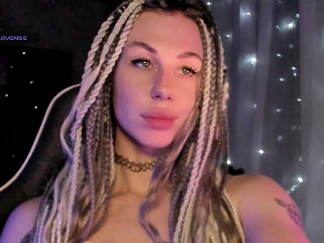 lenaaddiction live cam on BongaCams