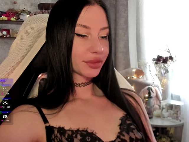 elenaaddiction — live female cam