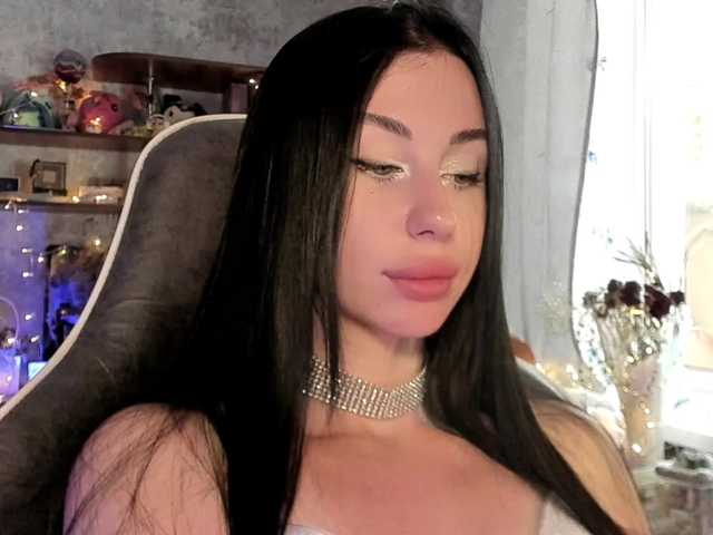 le modèle elenaaddiction est en webcam porno dans un show sur le site bongacams, il possède les tags suivants: White/Caucasian,Brunette,Shaved