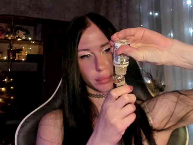 Elenaaddiction's live stream