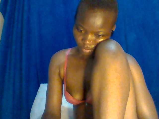 Sexybooty15 live cam on BongaCams