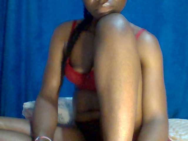 Sexybooty15's BongaCams show and profile