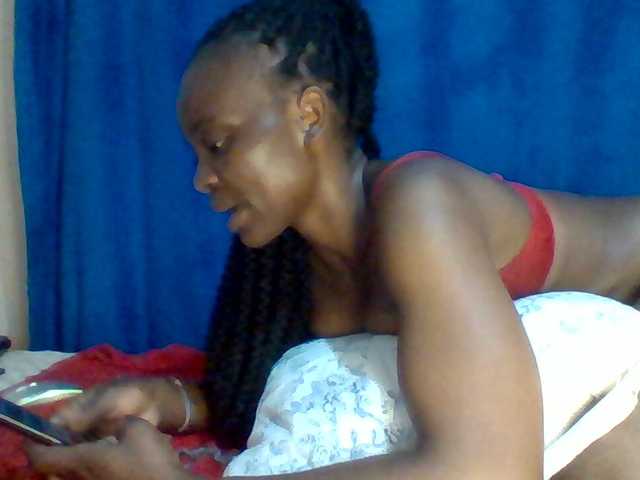 Sexybooty15's BongaCams show and profile