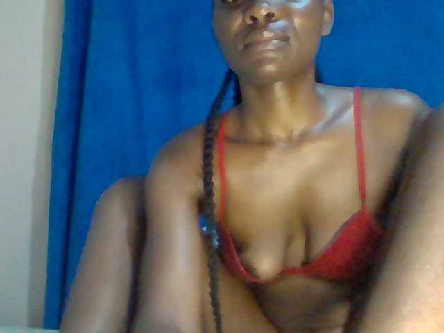 Sexybooty15's BongaCams show and profile