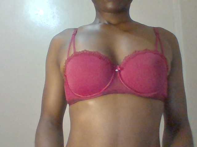 Sexybooty15 live cam on BongaCams
