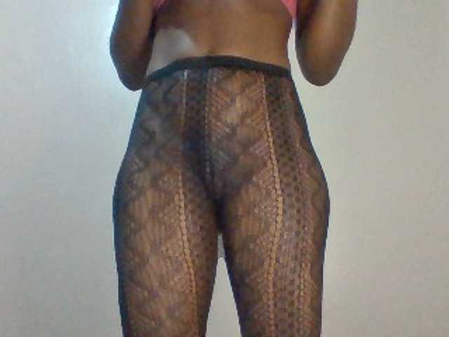 Sexybooty15 live cam on BongaCams