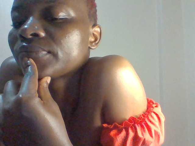 Sexybooty15 live cam on BongaCams