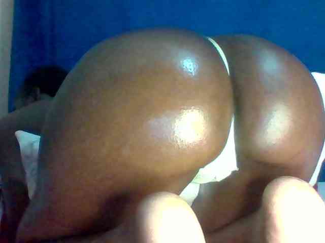 Sexybooty15 webcam
