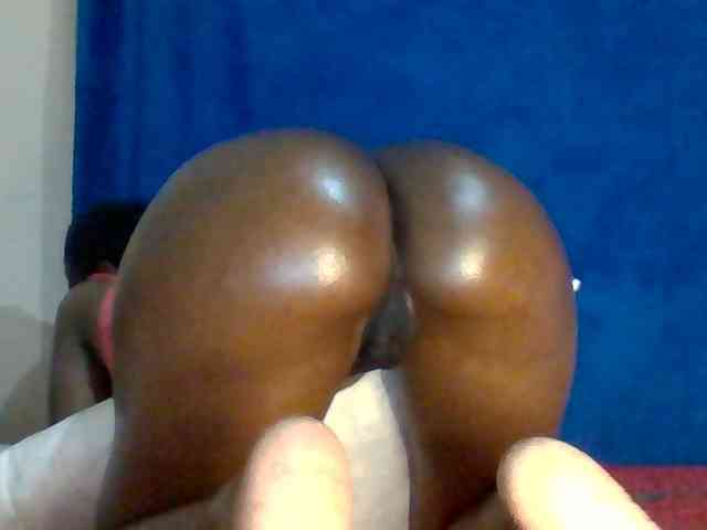 Sexybooty15 webcam