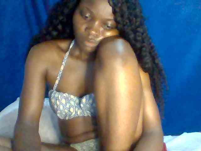 Sexybooty15 webcam