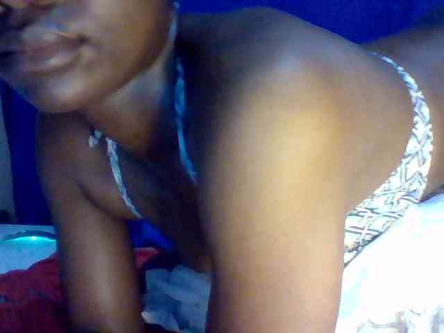 Sexybooty15 webcam