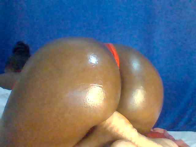 Sexybooty15 webcam