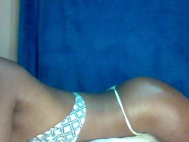 Sexybooty15 webcam