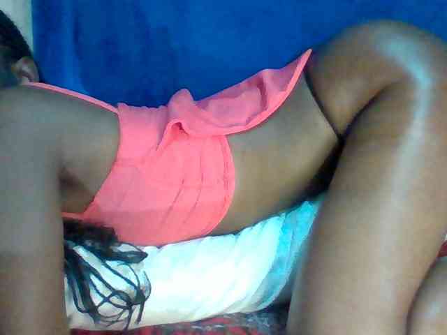 Sexybooty15 webcam