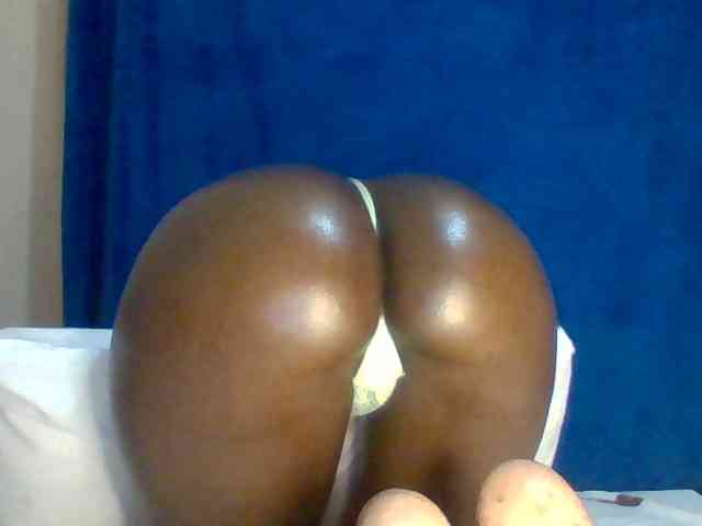 Sexybooty15 webcam