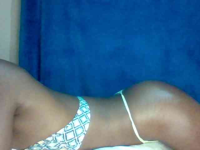 Sexybooty15 webcam